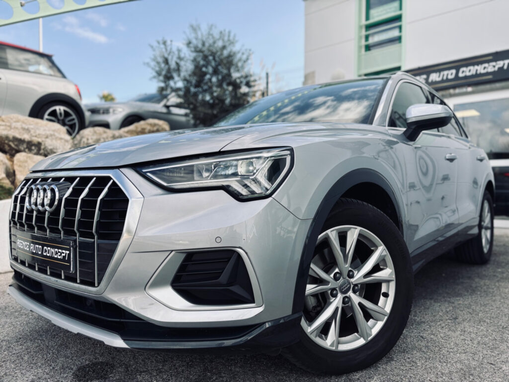 Audi Q3 SPORTBACK 2.0L 150CH 35 TDI Design Luxe S-tronic + CARPLAY SANS FIL + DIGITAL COCKPIT + CAMERA DE RECUL + GARANTIE 12 MOIS