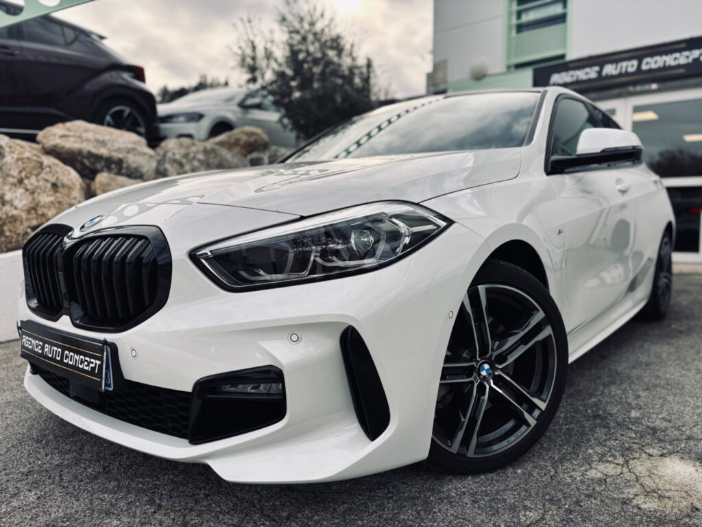 BMW SERIE 1 118I 136CH M Sport + 1ER MAIN + PACK SHADOW LINE + SIEGES ELECTRIQUES + CAMERA DE RECUL + CARPLAY + GARANTIE 12 MOIS