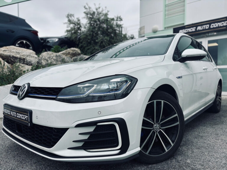 Volkswagen GOLF VII 1.4L TSI HYBRIDE 204CH GTE + ENTRETIEN CONSTRUCTEUR + CARPLAY + ECLAIRAGE D'AMBIANCE + GARANTIE 12 MOIS