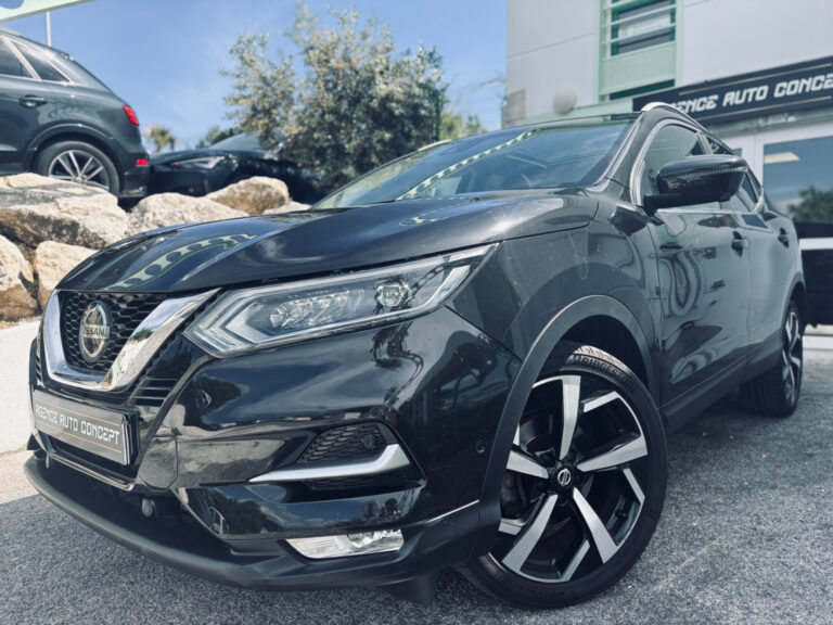 Nissan Qashqai 1.2 DIG-T 115CH XTRONIC TEKNA + ENTRETIEN CONSTRUCTEUR + TOIT PANORAMIQUE + CAMERA 360° + GARANTIE 12 MOIS