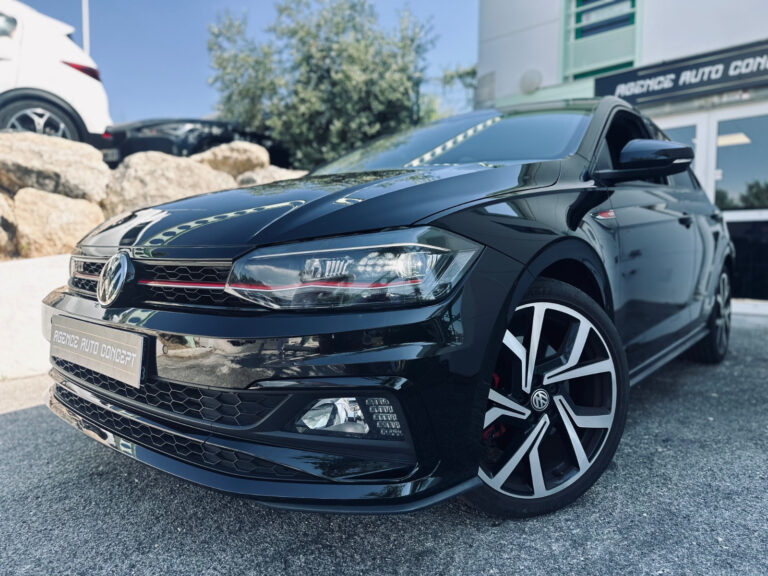 Volkswagen Polo 2.0 200 CV GTI + KIT MAXTON + DEMI LIGNE INOXCAR + SOUND BEATS + CARPLAY + CAMERA + GARANTIE 12 MOIS