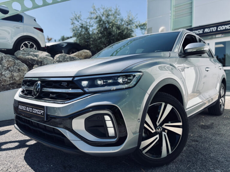 Volkswagen t-ROC 1.5L 150CH R-Line + CARPLAY SANS FIL + CAMERA DE RECUL + HAYON ELECTRIQUE + GARANTIE 12 MOIS