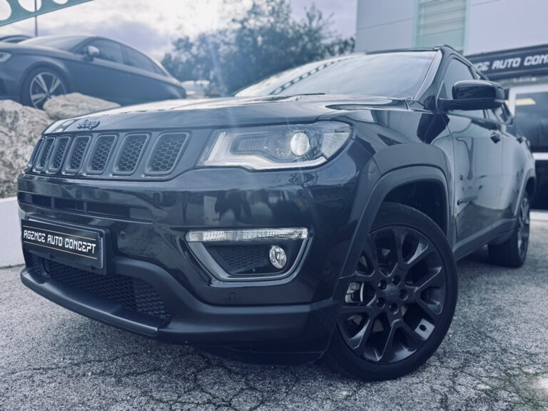  Jeep COMPASS 1.3L 240CH Hybrid 4Xe + ENTRETIEN CONSTRUCTEUR + 1ERE MAIN + TOIT OUVRANT/PANNORAMIQUE + SIEGES ELECTRIQUES/CHAUFFANTS + CAMERA DE RECUL + VOLANT CHAUFFANT + GARANTIE CONSTRUCTEUR