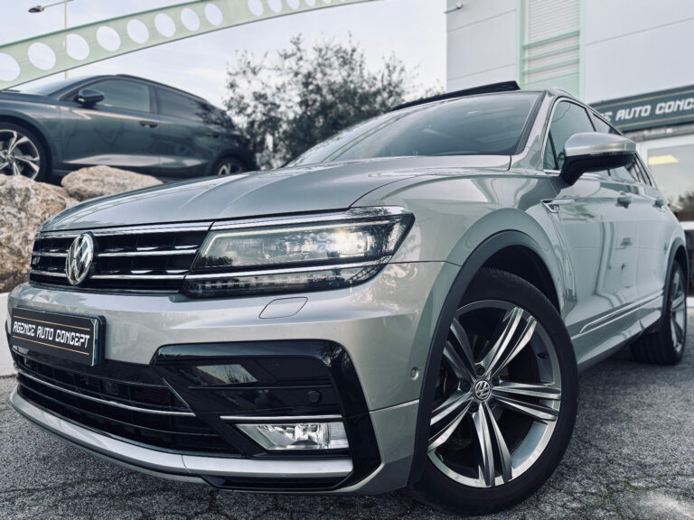 Volkswagen Tiguan 2.0L 150CH R-LINE + 1ERE MAIN + ENTRETIEN CONSTRUCTEUR + TOIT OUVRANT/PANO + DIGITAL COCKPIT + CARPLAY + GARANTIE 12 MOIS