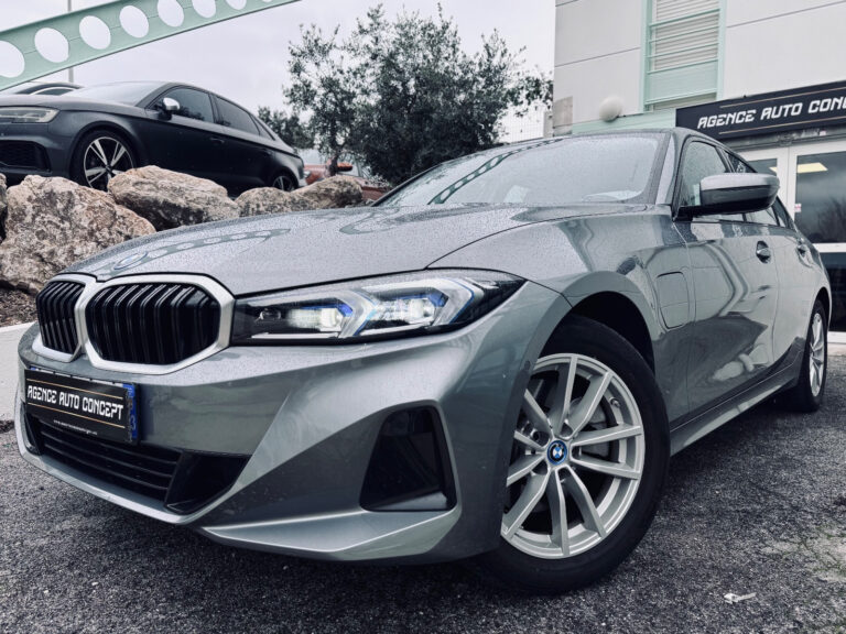 BMW Série 3 2.0L 292CH 330e X Drive Business + AFFICHAGE TETE HAUTE + CAMERA DE RECUL + CARPLAY + SIEGES ELECTRIQUES + PHARES LED+ GARANTIE 12 MOIS