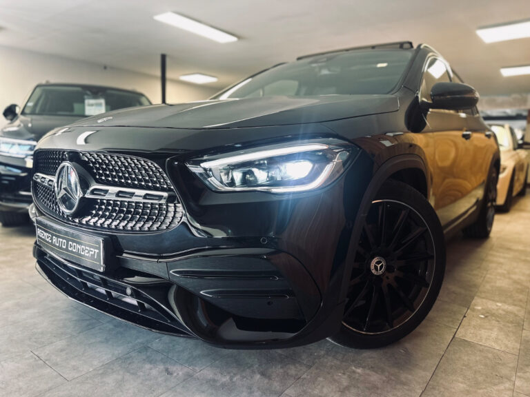 Mercedes GLA 200D 2.0 150CH AMG LINE + 1ERE MAIN + TOIT OUVRANT + BURMESTER + MULTIBEAM + ENTRETIEN CONSTRUCTEUR + GARANTIE 12 MOIS
