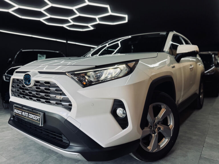 Toyota RAV4 Hybrid AWD 222 CH Dynamic Business E-CVT + GPS + LED + CARPLAY + CAMERA + GARANTIE TOYOTA 05/2026
