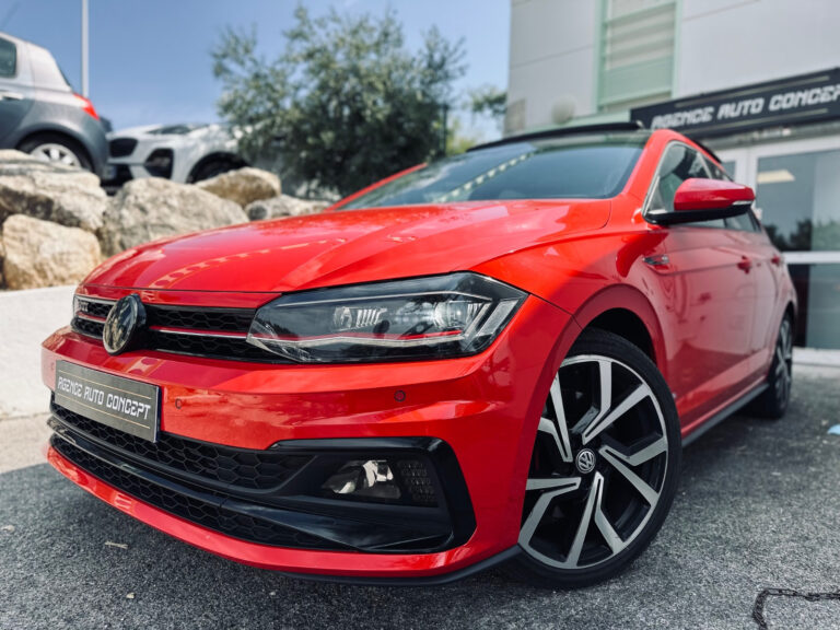 Volkswagen Polo VI 2.0 200CH GTI + TOIT OUVRANT + ENTRETIEN VOLKSWAGEN + CARPLAY + CAMERA DE RECUL + SIEGES CHAUFFANTS + GARANTIE 12 MOIS