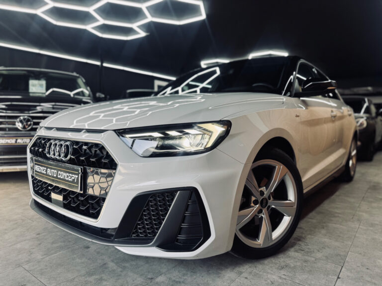Audi A1 Sportback 30 TFSI 110 CH S-Tronic 7 S-Line + FULL LED + CARPLAY + CAMERA + GARANTIE 12 MOIS