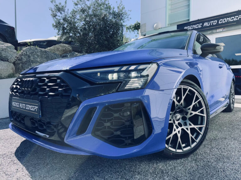 Audi RS3 PERFORMANCE EDITION 2.5 TFSI 407 CV 1 OF 300 + TOIT OUVRANT + B&O + FREINS CERAMIQUE + GARANTIE 12 MOIS