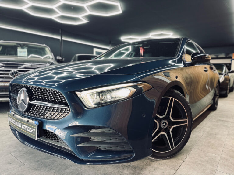 Mercedes CLASSE A 200d 2.0 150CH AMG LINE + ECLAIRAGE DAMBIANCE + CAMERA DE RECUL + SIEGES CHAUFFANTS + GARANTIE 12 MOIS